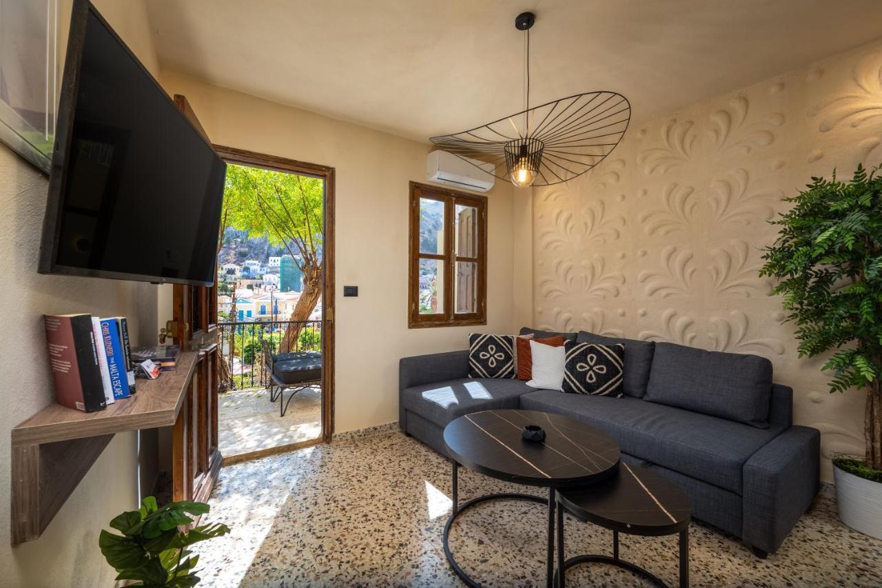 Townhall Apartment Symi Exterior photo